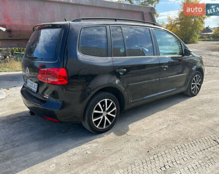 Черный Фольксваген Туран, объемом двигателя 1.6 л и пробегом 280 тыс. км за 9300 $, фото 3 на Automoto.ua