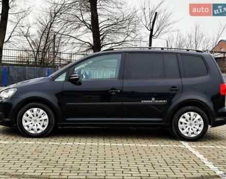 Черный Фольксваген Туран, объемом двигателя 2 л и пробегом 273 тыс. км за 8900 $, фото 4 на Automoto.ua