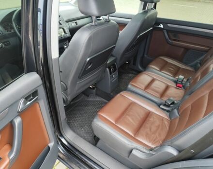 Чорний Фольксваген Туран, об'ємом двигуна 2 л та пробігом 273 тис. км за 8700 $, фото 23 на Automoto.ua