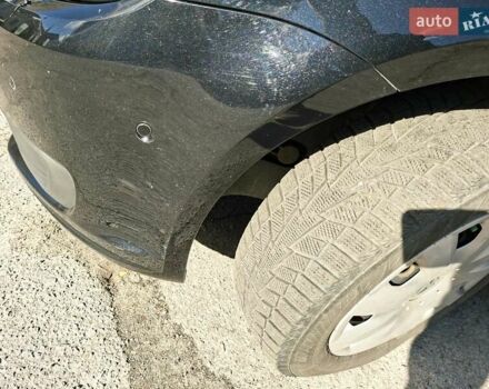 Черный Фольксваген Туран, объемом двигателя 1.6 л и пробегом 275 тыс. км за 9600 $, фото 10 на Automoto.ua