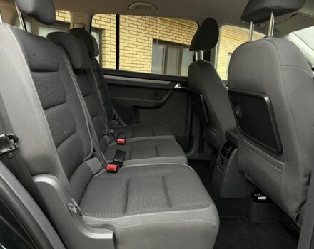 Черный Фольксваген Туран, объемом двигателя 1.6 л и пробегом 218 тыс. км за 9950 $, фото 20 на Automoto.ua