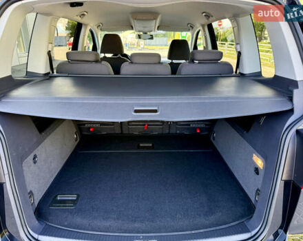 Черный Фольксваген Туран, объемом двигателя 0 л и пробегом 236 тыс. км за 10350 $, фото 52 на Automoto.ua