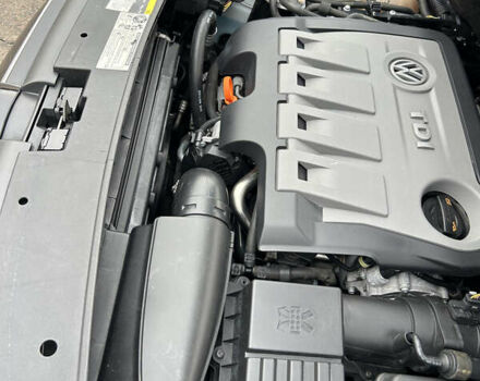 Чорний Фольксваген Туран, об'ємом двигуна 2 л та пробігом 262 тис. км за 12250 $, фото 97 на Automoto.ua