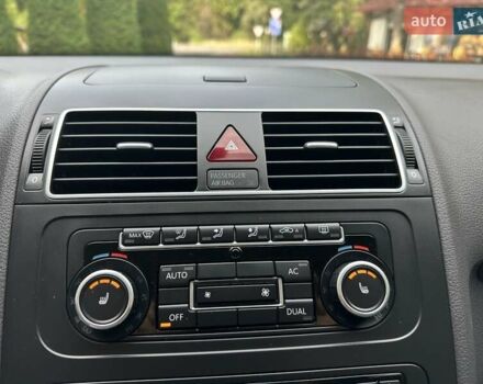 Черный Фольксваген Туран, объемом двигателя 2 л и пробегом 200 тыс. км за 11850 $, фото 6 на Automoto.ua