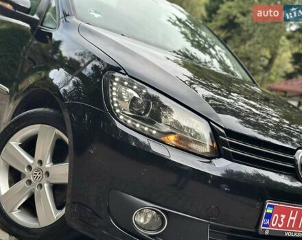 Черный Фольксваген Туран, объемом двигателя 2 л и пробегом 200 тыс. км за 11850 $, фото 67 на Automoto.ua