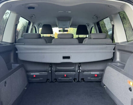 Черный Фольксваген Туран, объемом двигателя 1.6 л и пробегом 162 тыс. км за 11650 $, фото 69 на Automoto.ua