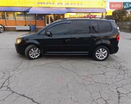 Чорний Фольксваген Туран, об'ємом двигуна 1.6 л та пробігом 298 тис. км за 9100 $, фото 3 на Automoto.ua