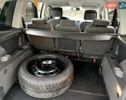 Черный Фольксваген Туран, объемом двигателя 2 л и пробегом 190 тыс. км за 11799 $, фото 24 на Automoto.ua