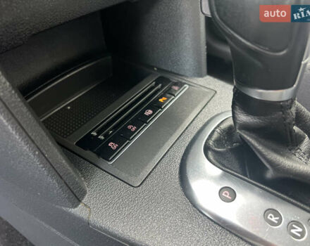 Чорний Фольксваген Туран, об'ємом двигуна 1.97 л та пробігом 189 тис. км за 12400 $, фото 14 на Automoto.ua