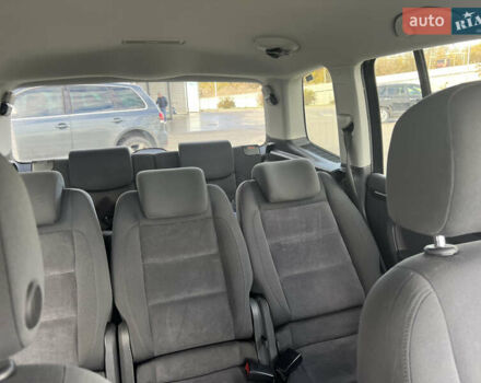 Чорний Фольксваген Туран, об'ємом двигуна 1.97 л та пробігом 189 тис. км за 12400 $, фото 26 на Automoto.ua