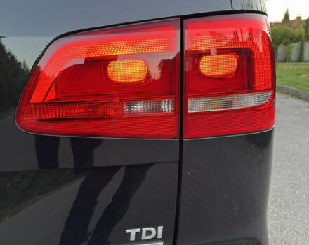 Черный Фольксваген Туран, объемом двигателя 1.6 л и пробегом 162 тыс. км за 11650 $, фото 27 на Automoto.ua