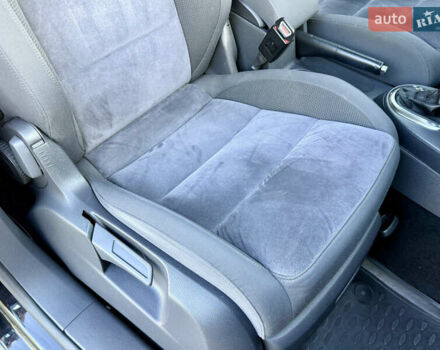 Черный Фольксваген Туран, объемом двигателя 0 л и пробегом 236 тыс. км за 10350 $, фото 65 на Automoto.ua