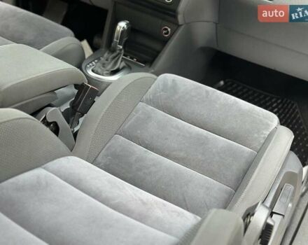 Черный Фольксваген Туран, объемом двигателя 2 л и пробегом 200 тыс. км за 11777 $, фото 46 на Automoto.ua