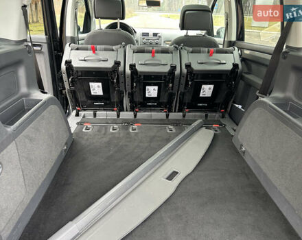 Чорний Фольксваген Туран, об'ємом двигуна 2 л та пробігом 262 тис. км за 12250 $, фото 50 на Automoto.ua