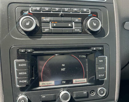 Чорний Фольксваген Туран, об'ємом двигуна 1.6 л та пробігом 228 тис. км за 11999 $, фото 9 на Automoto.ua