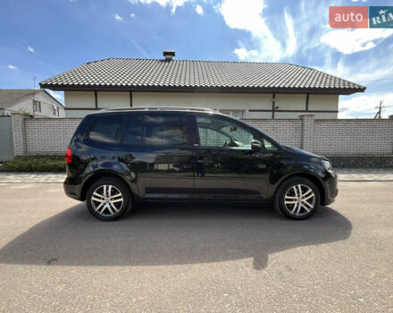 Чорний Фольксваген Туран, об'ємом двигуна 1.6 л та пробігом 228 тис. км за 11999 $, фото 6 на Automoto.ua