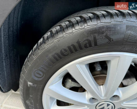 Черный Фольксваген Туран, объемом двигателя 0 л и пробегом 236 тыс. км за 10350 $, фото 17 на Automoto.ua