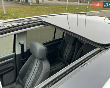 Чорний Фольксваген Туран, об'ємом двигуна 2 л та пробігом 262 тис. км за 12250 $, фото 93 на Automoto.ua