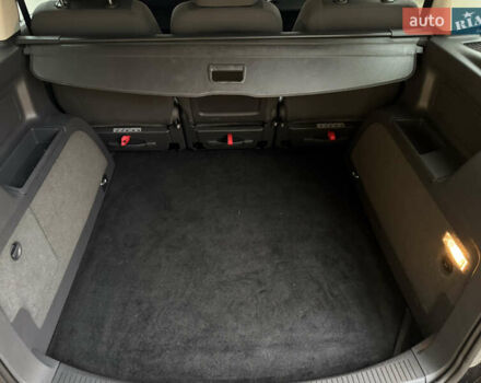 Чорний Фольксваген Туран, об'ємом двигуна 1.6 л та пробігом 218 тис. км за 10650 $, фото 44 на Automoto.ua