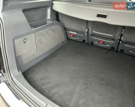 Чорний Фольксваген Туран, об'ємом двигуна 2 л та пробігом 262 тис. км за 12250 $, фото 45 на Automoto.ua