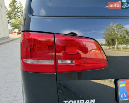 Черный Фольксваген Туран, объемом двигателя 0 л и пробегом 236 тыс. км за 10350 $, фото 47 на Automoto.ua