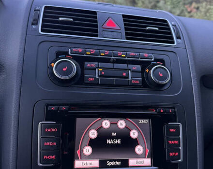 Черный Фольксваген Туран, объемом двигателя 1.6 л и пробегом 162 тыс. км за 11650 $, фото 50 на Automoto.ua