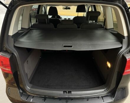 Черный Фольксваген Туран, объемом двигателя 1.6 л и пробегом 218 тыс. км за 9950 $, фото 22 на Automoto.ua