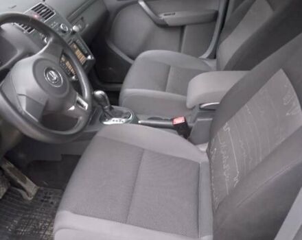 Черный Фольксваген Туран, объемом двигателя 2 л и пробегом 51 тыс. км за 14200 $, фото 7 на Automoto.ua