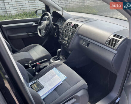 Чорний Фольксваген Туран, об'ємом двигуна 1.6 л та пробігом 228 тис. км за 11999 $, фото 22 на Automoto.ua