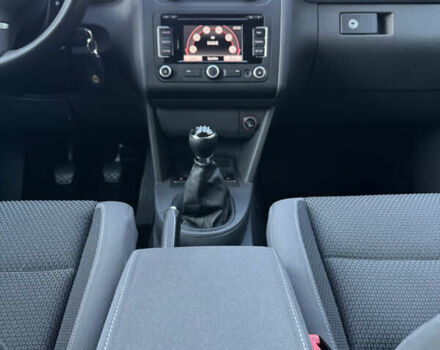 Черный Фольксваген Туран, объемом двигателя 1.6 л и пробегом 162 тыс. км за 11650 $, фото 34 на Automoto.ua