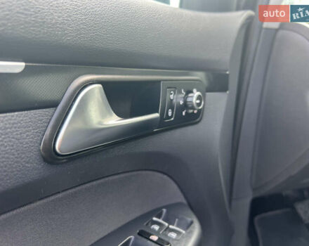 Чорний Фольксваген Туран, об'ємом двигуна 1.97 л та пробігом 189 тис. км за 12400 $, фото 20 на Automoto.ua