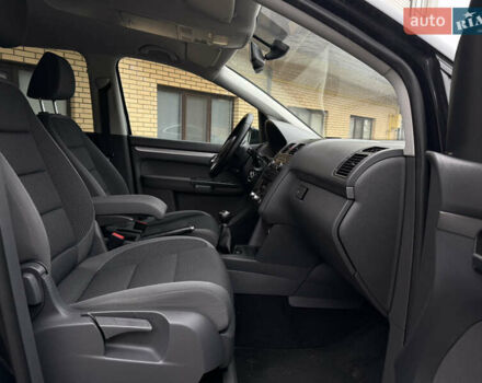 Чорний Фольксваген Туран, об'ємом двигуна 1.6 л та пробігом 218 тис. км за 10650 $, фото 25 на Automoto.ua