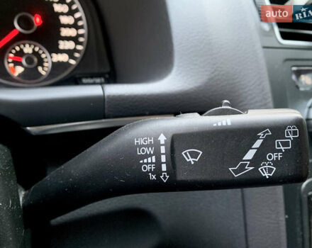 Черный Фольксваген Туран, объемом двигателя 2 л и пробегом 190 тыс. км за 11799 $, фото 31 на Automoto.ua