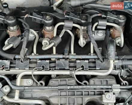 Чорний Фольксваген Туран, об'ємом двигуна 1.6 л та пробігом 271 тис. км за 12300 $, фото 35 на Automoto.ua