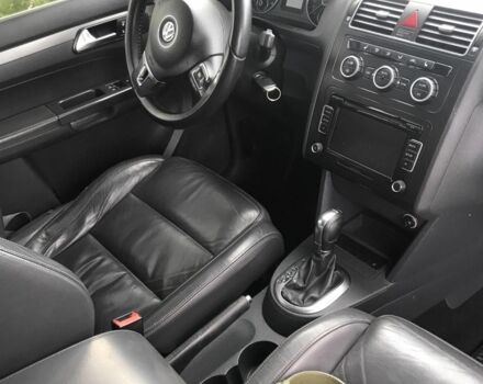 Чорний Фольксваген Туран, об'ємом двигуна 1.4 л та пробігом 280 тис. км за 11000 $, фото 3 на Automoto.ua