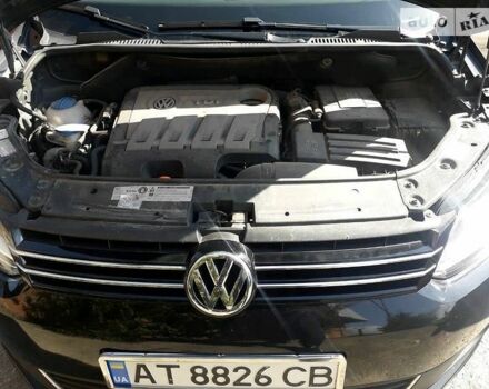 Чорний Фольксваген Туран, об'ємом двигуна 1.6 л та пробігом 211 тис. км за 11028 $, фото 5 на Automoto.ua