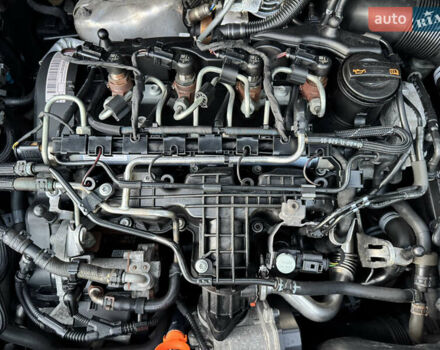 Черный Фольксваген Туран, объемом двигателя 1.6 л и пробегом 162 тыс. км за 11650 $, фото 79 на Automoto.ua