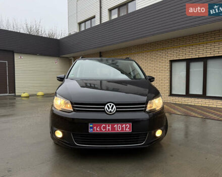 Чорний Фольксваген Туран, об'ємом двигуна 1.6 л та пробігом 218 тис. км за 10650 $, фото 1 на Automoto.ua