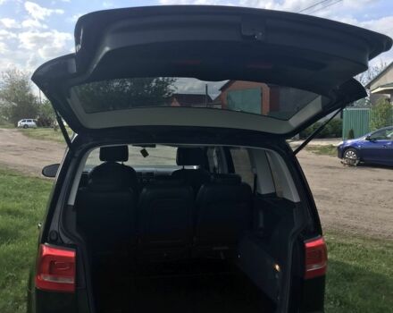 Чорний Фольксваген Туран, об'ємом двигуна 1.4 л та пробігом 280 тис. км за 11000 $, фото 10 на Automoto.ua