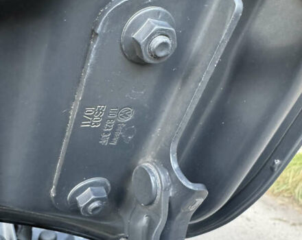 Черный Фольксваген Туран, объемом двигателя 1.6 л и пробегом 162 тыс. км за 11850 $, фото 92 на Automoto.ua