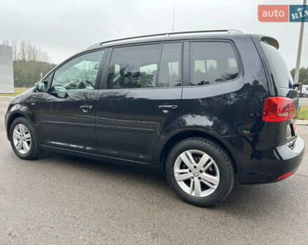 Чорний Фольксваген Туран, об'ємом двигуна 2 л та пробігом 262 тис. км за 12250 $, фото 38 на Automoto.ua