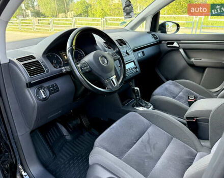 Черный Фольксваген Туран, объемом двигателя 0 л и пробегом 236 тыс. км за 10350 $, фото 22 на Automoto.ua