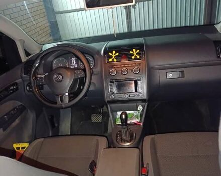 Чорний Фольксваген Туран, об'ємом двигуна 1.6 л та пробігом 298 тис. км за 9100 $, фото 6 на Automoto.ua