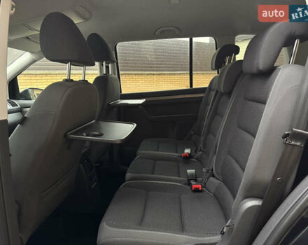 Чорний Фольксваген Туран, об'ємом двигуна 1.6 л та пробігом 218 тис. км за 10650 $, фото 37 на Automoto.ua