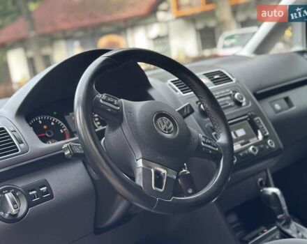Черный Фольксваген Туран, объемом двигателя 2 л и пробегом 200 тыс. км за 12250 $, фото 85 на Automoto.ua
