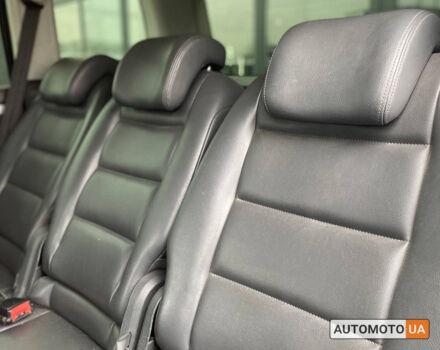 Чорний Фольксваген Туран, об'ємом двигуна 1.4 л та пробігом 258 тис. км за 8700 $, фото 20 на Automoto.ua