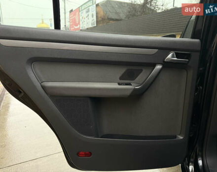 Чорний Фольксваген Туран, об'ємом двигуна 1.6 л та пробігом 218 тис. км за 10650 $, фото 35 на Automoto.ua