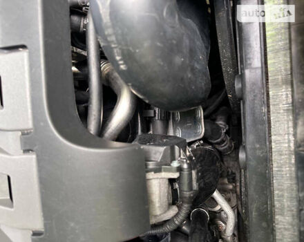 Чорний Фольксваген Туран, об'ємом двигуна 1.97 л та пробігом 320 тис. км за 11500 $, фото 19 на Automoto.ua