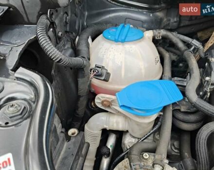 Чорний Фольксваген Туран, об'ємом двигуна 1.6 л та пробігом 271 тис. км за 12300 $, фото 51 на Automoto.ua