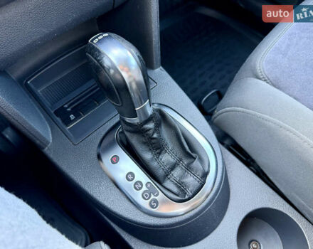 Черный Фольксваген Туран, объемом двигателя 0 л и пробегом 236 тыс. км за 10350 $, фото 37 на Automoto.ua